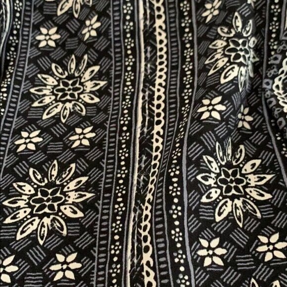 Hollister Border Print Mini Dress With Cross Back Size Small - Picture 10 of 10